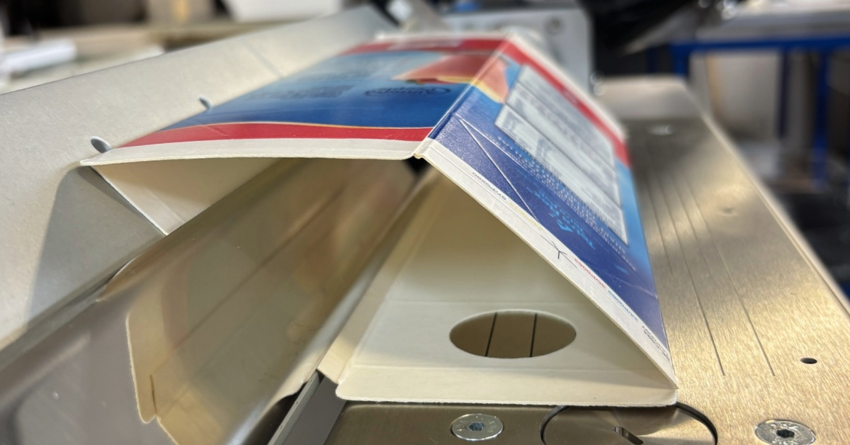 Carton crease testing